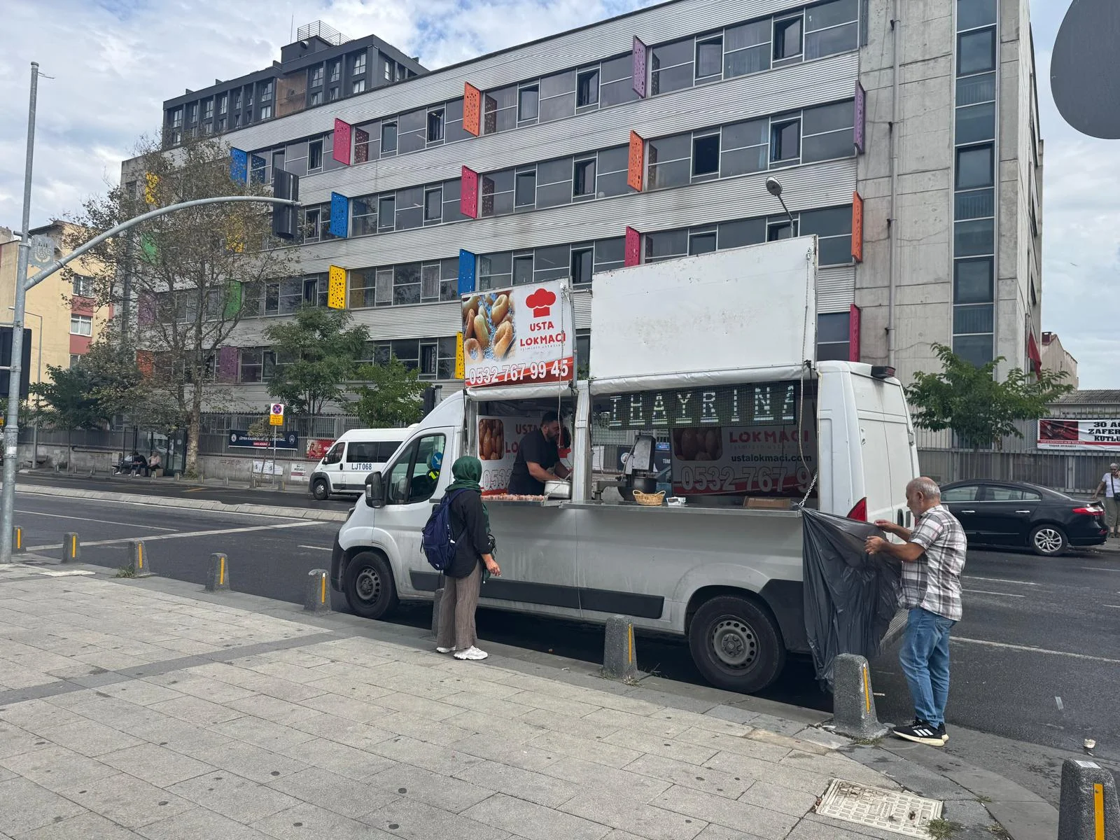 Kadıköy hayır lokması arabası hizmeti